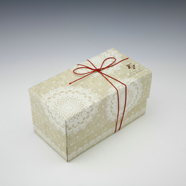 Fancy paper with paper string magnetic closure paper box